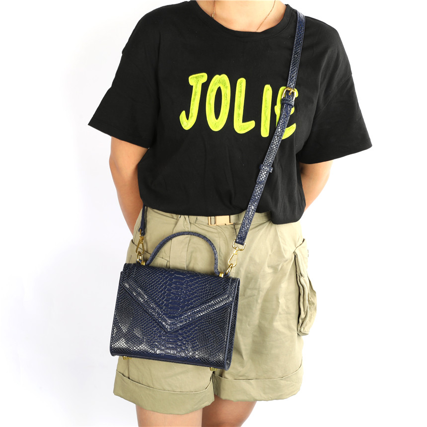 Dubai Women New Snake Pattern  - Women Bags In Dubai review and price